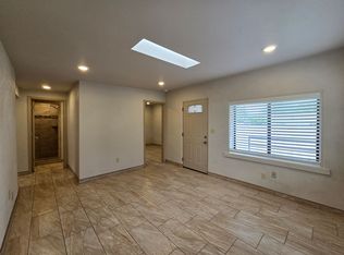 1525 Fifth St, Santa Fe, NM 87505
