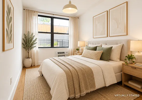 Bedroom, photo 1