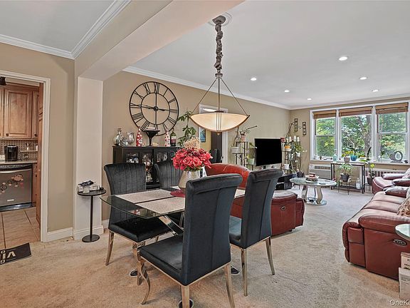 5th image of 5 Sadore Ln #5R