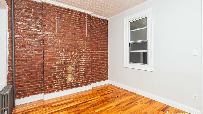 Rented by Nooklyn NYC LLC | media 4