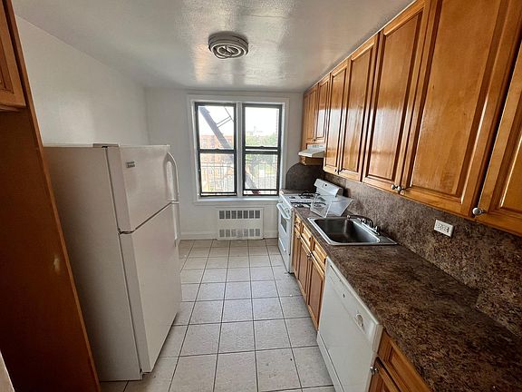 2nd image of 8635 21st Ave APT 6V