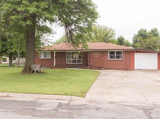 629 W Wichita Ave, Colwich, KS 67030