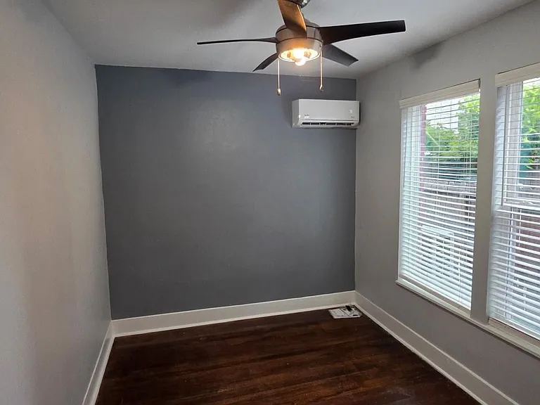 1207 W Gray St #1 — Photo 11