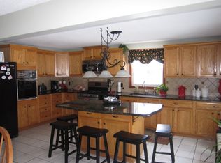 194 Feeding Hills Rd, Southwick, MA 01077