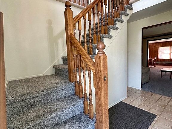 5th image of 115 Grandview Dr