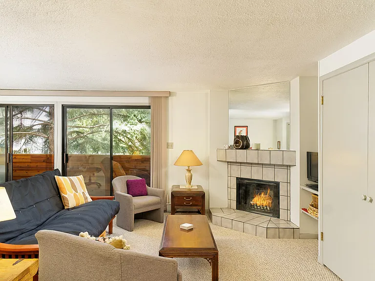 935 E Hopkins Ave #6 — Photo 11