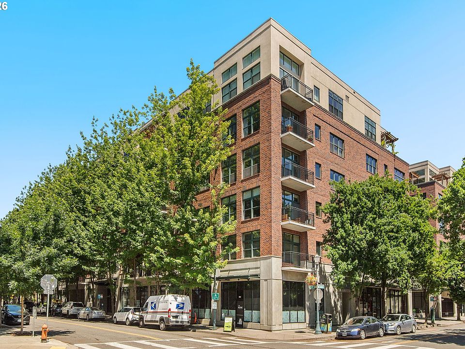 1st image of 820 NW 12th Ave APT 518
