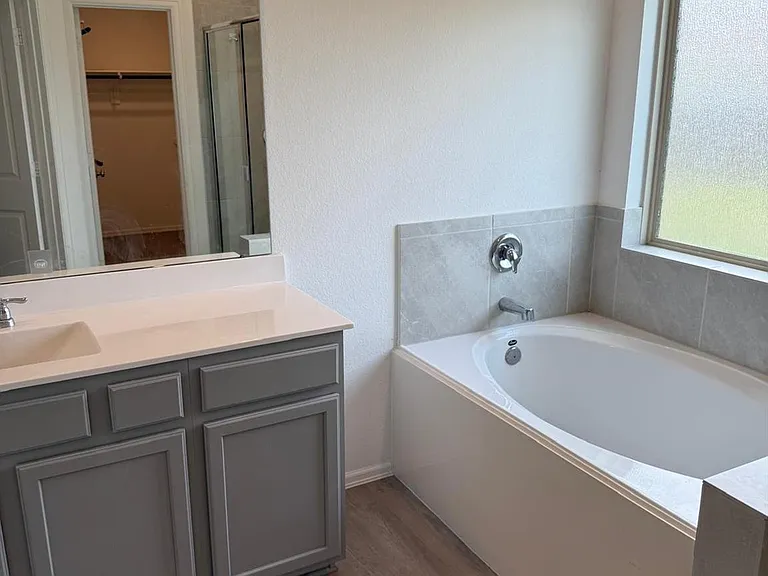5335 Winding Stream Dr — Photo 9