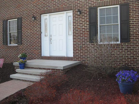 3rd image of 4471 Buckeye Run