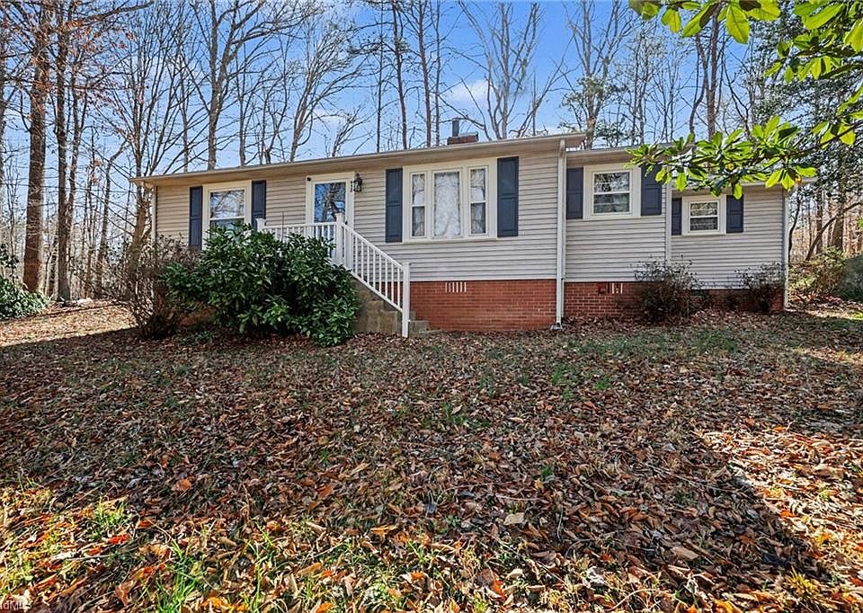 1st image of 952 Andrew Hunter Rd