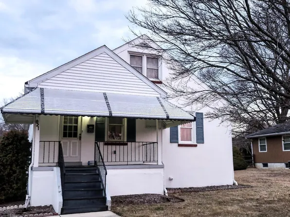 821 W 2nd Ave, Parkesburg, PA 19365