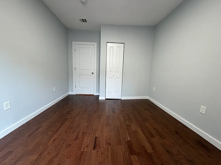 736 S 15th St #2A — Photo 7