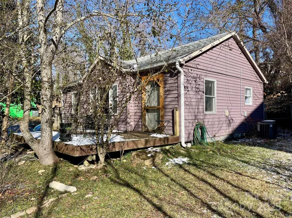 40 Baker Pl, Asheville, NC 28806