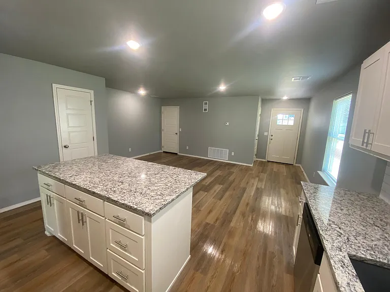 205 S Fairland Ave — Photo 9