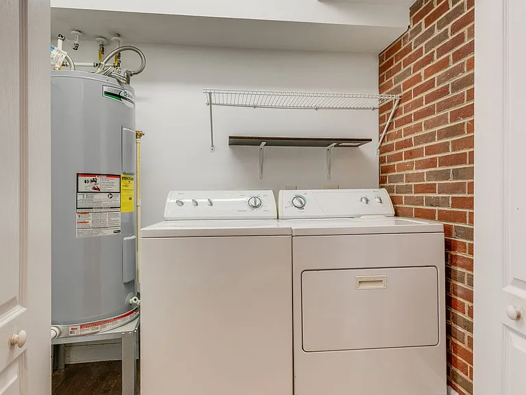 902 E 8th Ave #4 — Photo 10