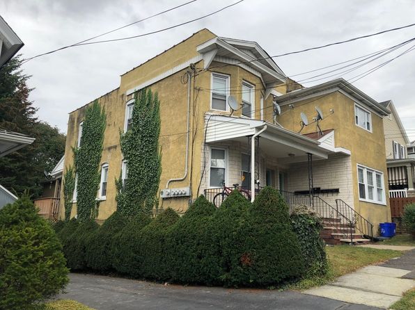 829 River St APT 2