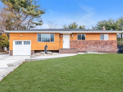 9 Beaumont Drive, Plainview, NY, 11803
