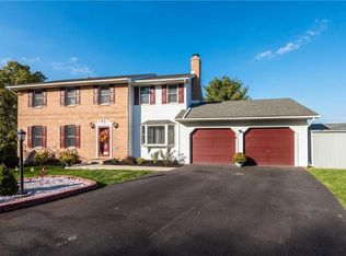14 Charles Ct, Easton, PA 18045