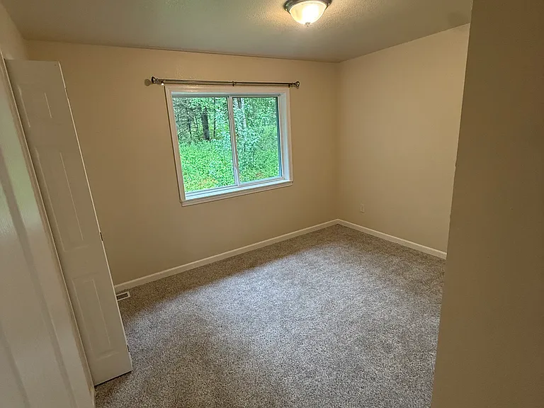 210 E Spruce Ave #B — Photo 10