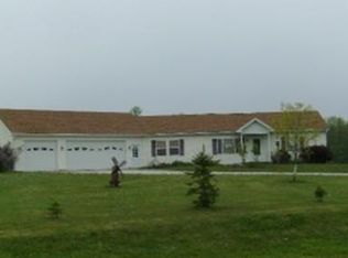 16622 Harpt Lake Rd, Mishicot, WI 54228