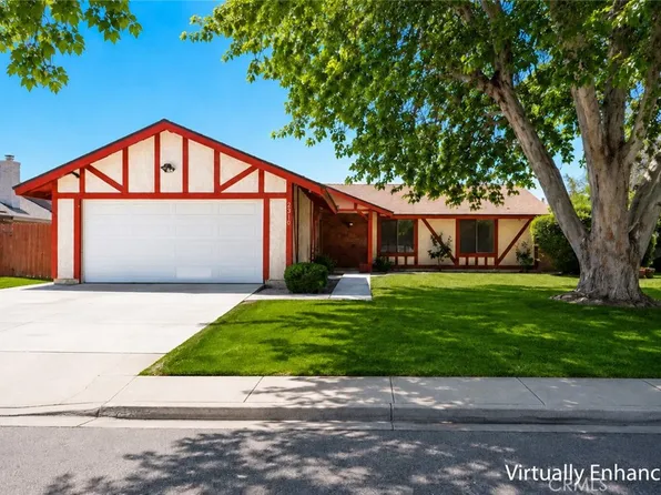 2310 Edam St, Lancaster, CA 93536