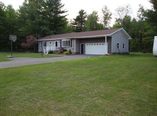 574 Davison Rd, Mooers Forks, NY 12959