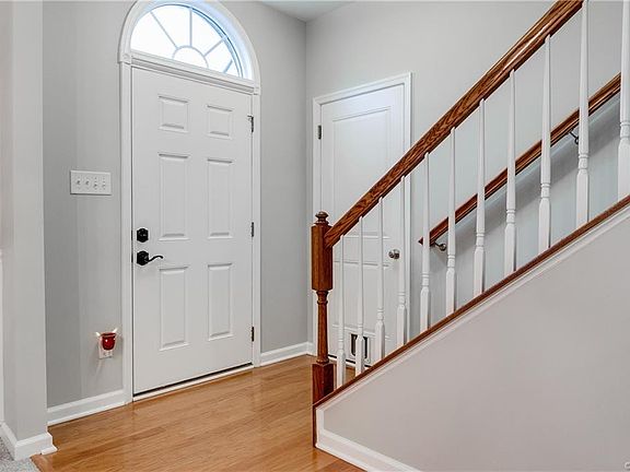 2nd image of 3610 Avocado Dr #3610