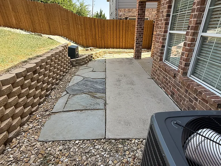 320 Woodgrove Dr #A — Photo 17