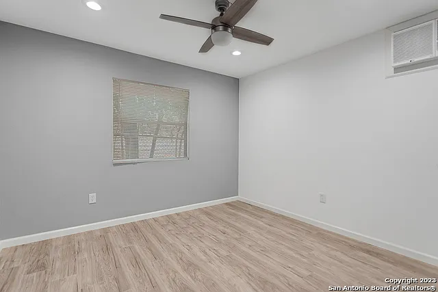 212 McLane St #C — Photo 20
