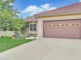 1426 SW Logos Dr, Lees Summit, MO 64081