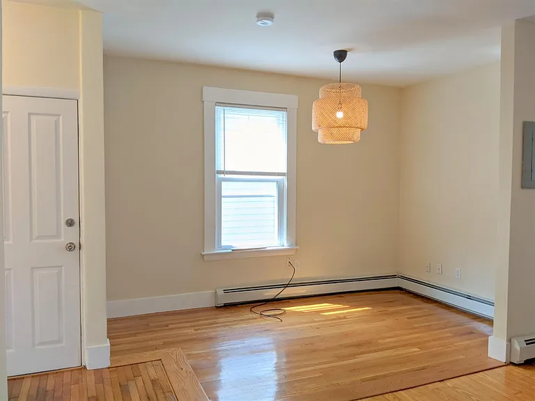 397 Washington St — Photo 8