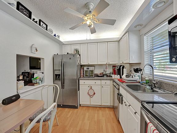 2nd image of 602 SW Natura Boulevard #D