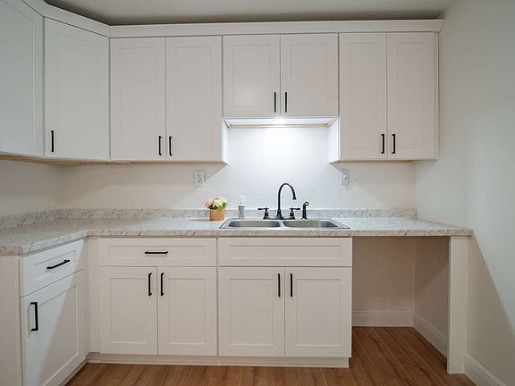 4th image of 1408 6th St NW
