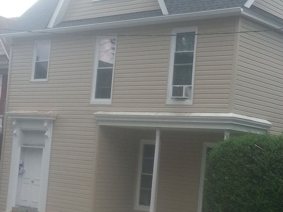 2nd image of 43 Liberty St