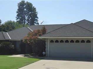 1437 Burnham St, Selma, CA 93662
