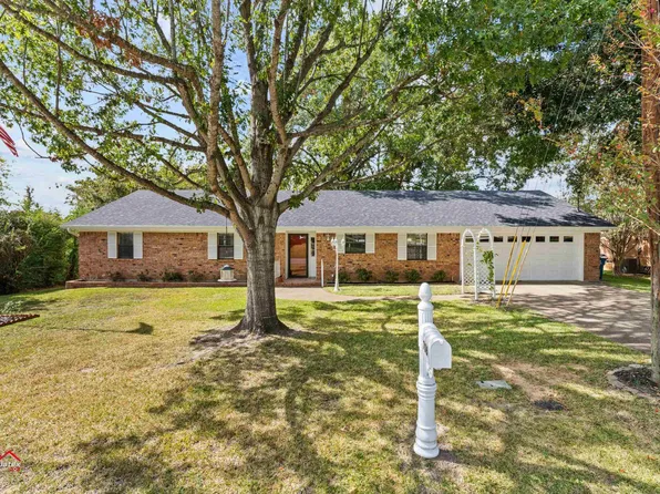 706 Tate St, Henderson, TX 75654