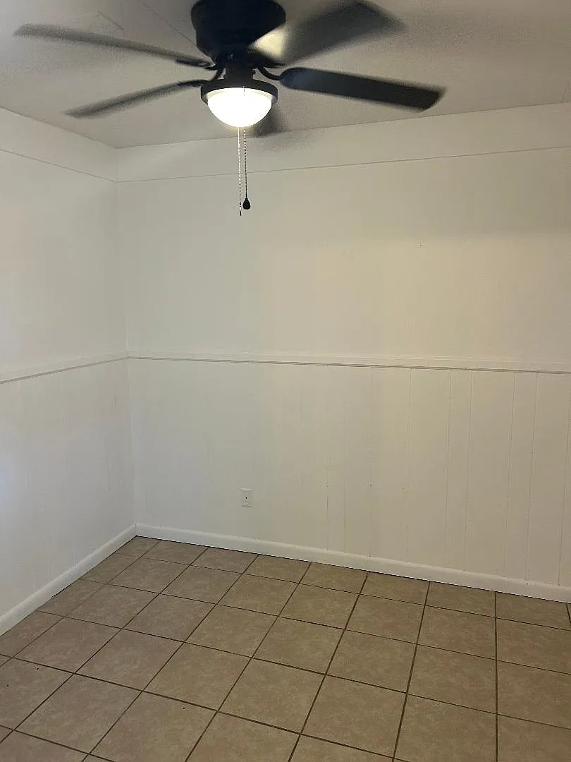 3 bed, 1114 sqft, $1,350 — Photo 4