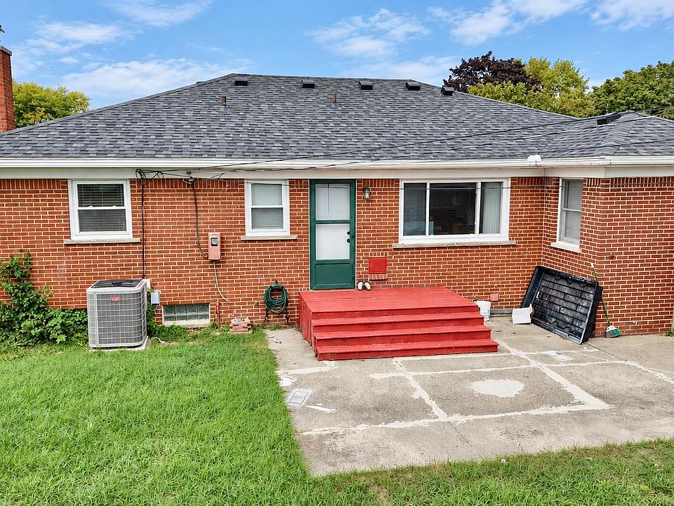 11136 Sunburst Ave, photo 23