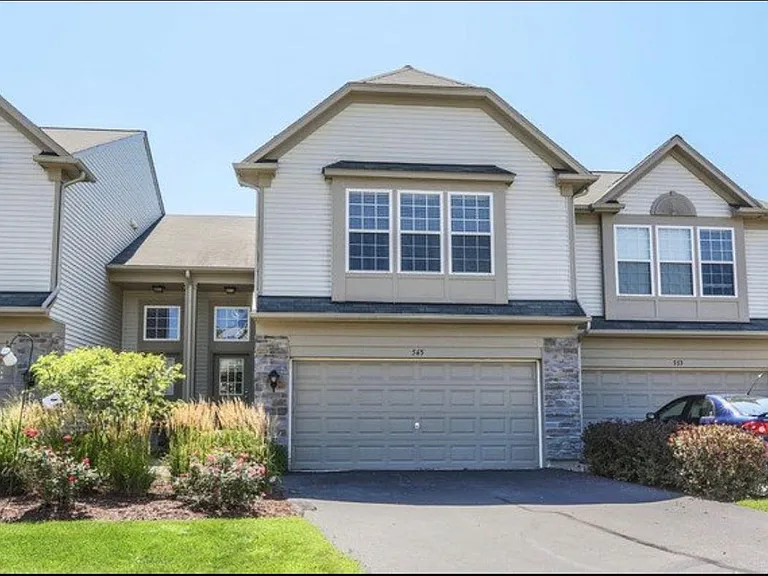 565 Conservatory Ln — Photo 17