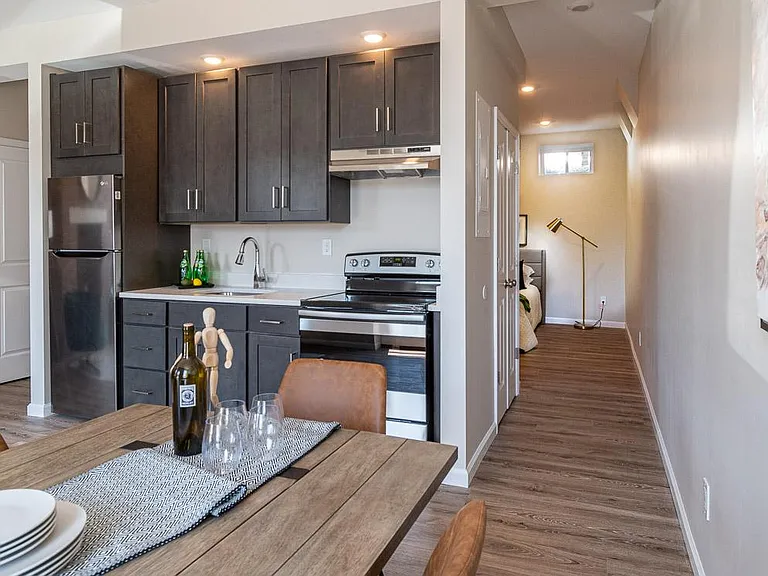 56 Linden Ave #3 — Photo 2
