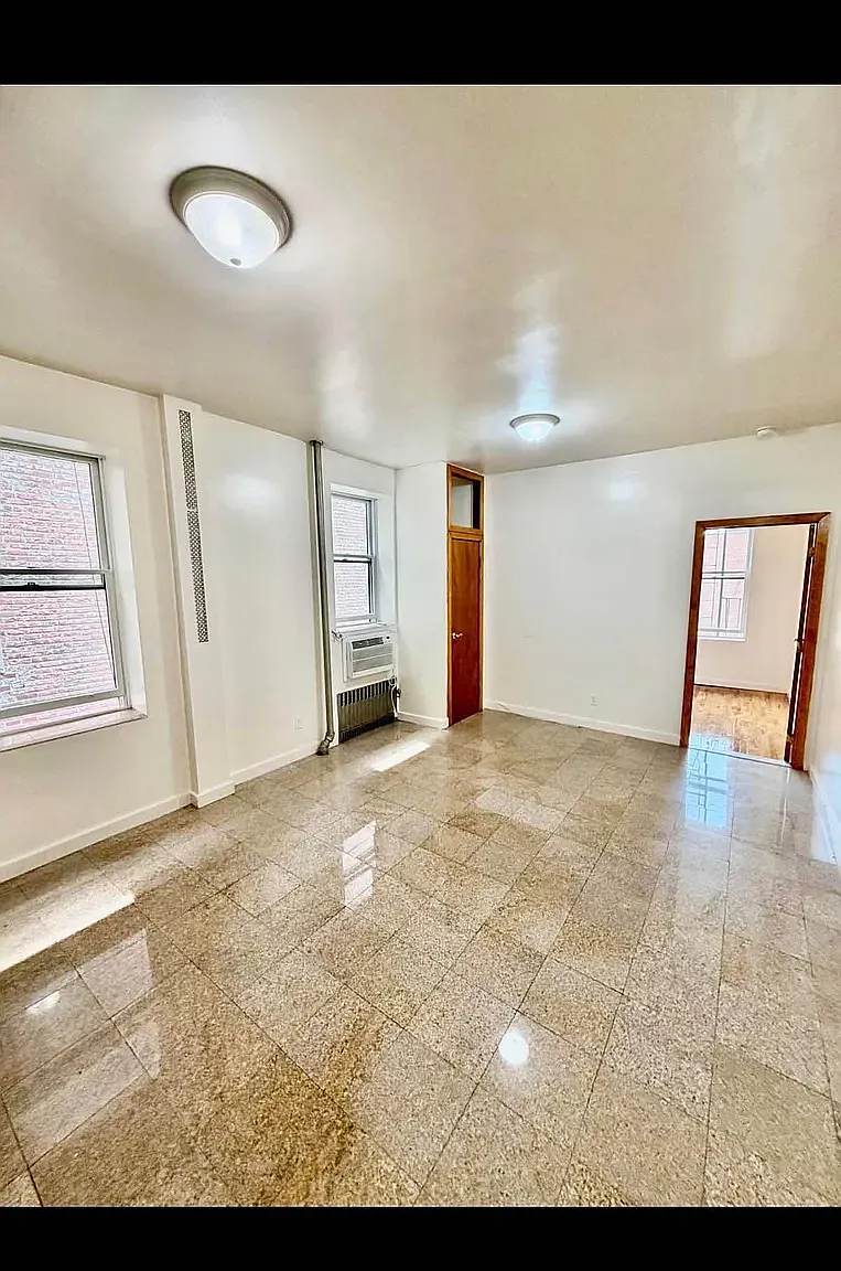 4706 4th Avenue — Photo 3