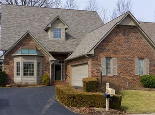 9504 Huntington Ln, Indianapolis, IN 46260