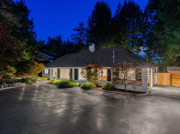 4740 Rutland Rd, West Vancouver, BC V7W 1G7