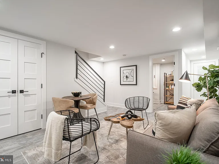 520 Irving St NW — Photo 34