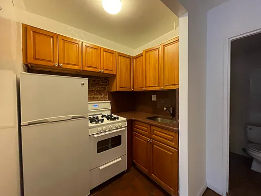 Rented by JM Preston Properties LLC | media 12