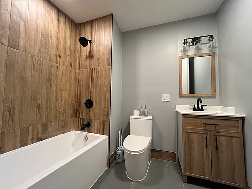74 Baldwin Ave #2 Photo 1