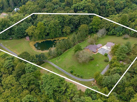 2nd image of 3446 Deneen Rd
