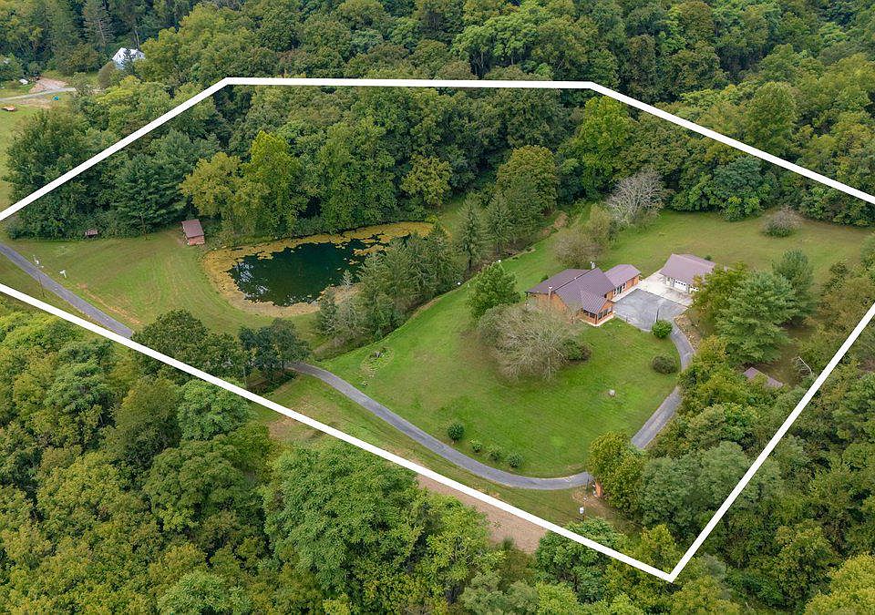 1st image of 3446 Deneen Rd