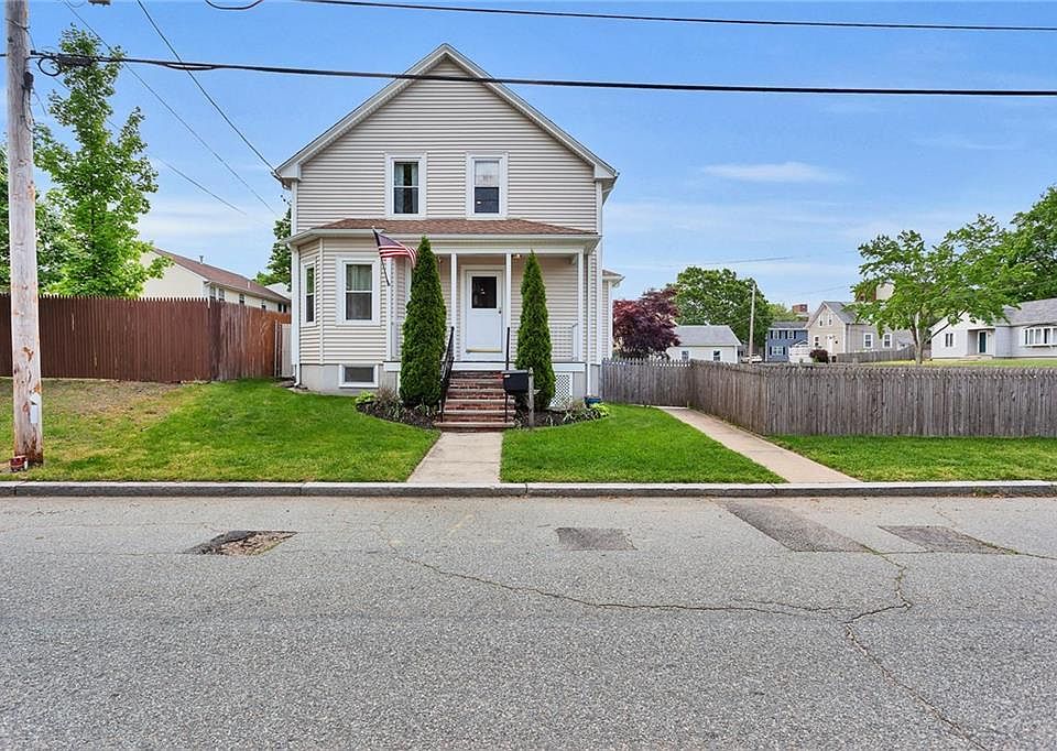 1st image of 107 Irving Ave