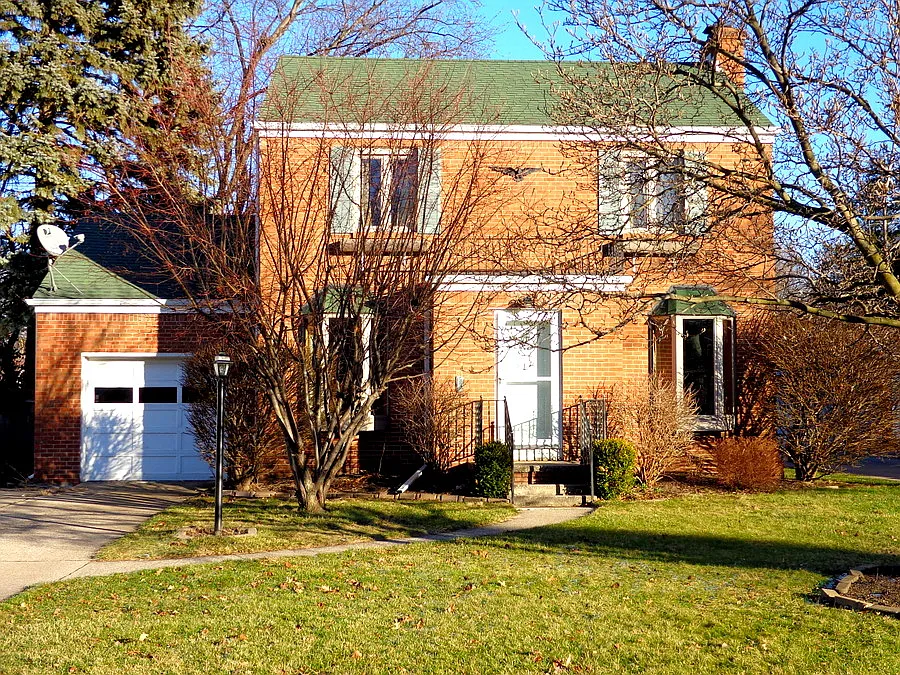 4248 Elmhurst Rd photo 1